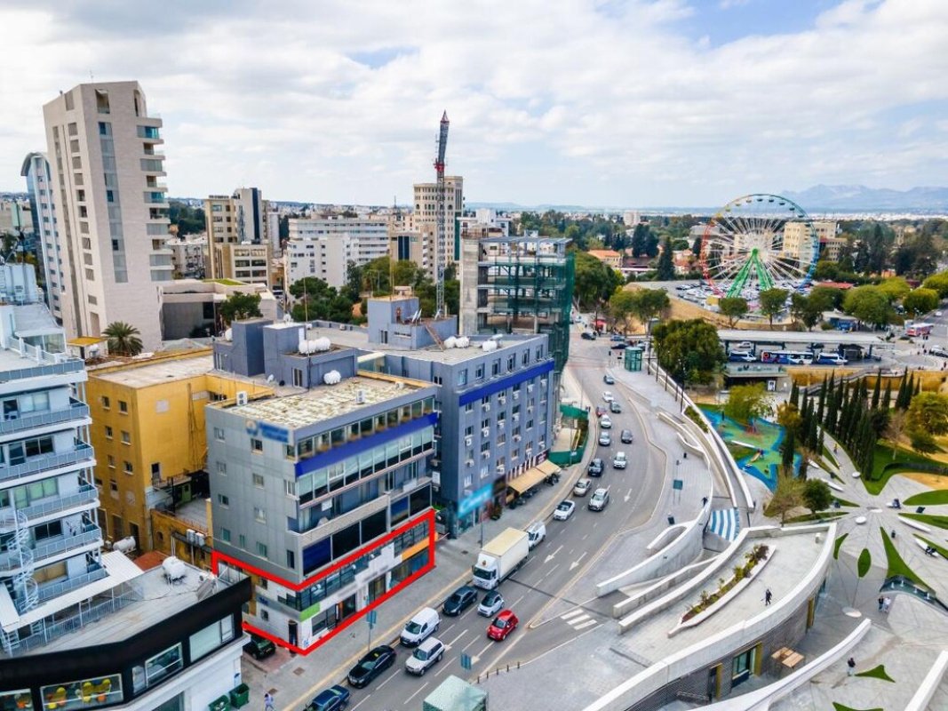Коммерческая недвижимость 513м2 в Никосия, Кипр № 37972