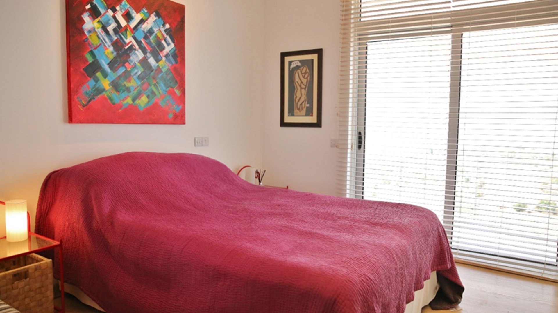 5 bedrooms Villa in Paphos, Cyprus No. 28572