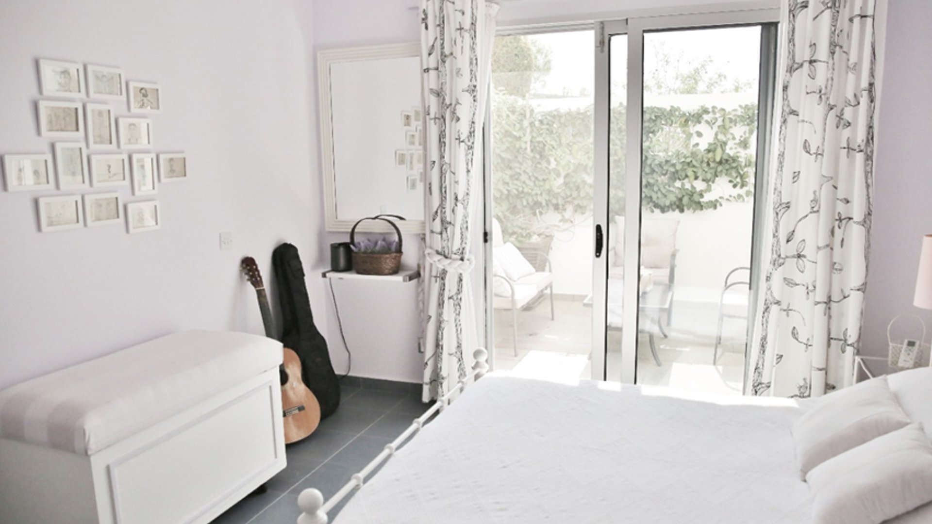 5 bedrooms Villa in Paphos, Cyprus No. 28572
