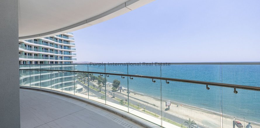 2 bedrooms Apartment in Potamos tis Germasogeias, Germasogeia, Limassol,  No. 37567