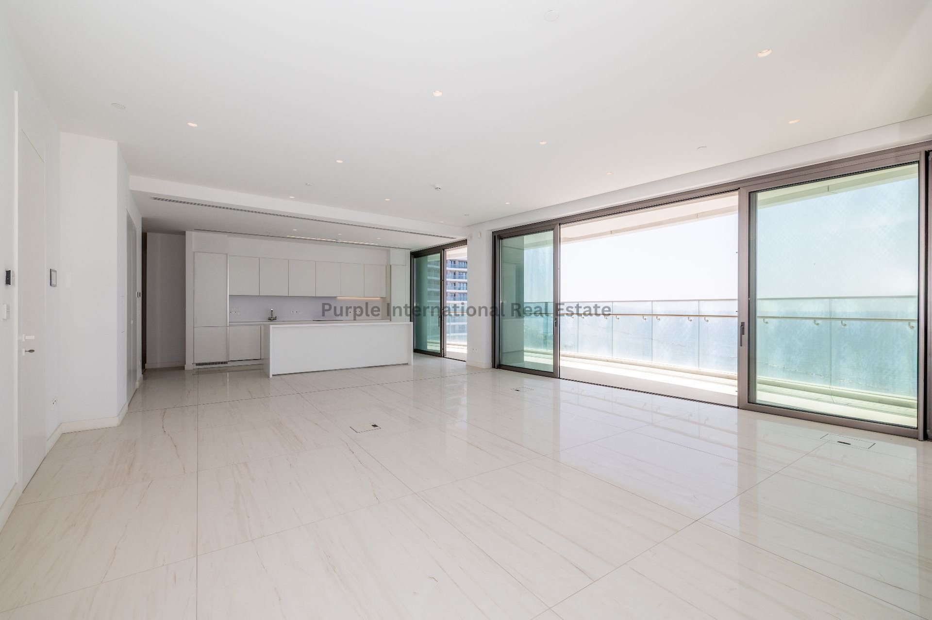 4 bedrooms Apartment in Potamos tis Germasogeias, Germasogeia, Limassol, Cyprus No. 37566