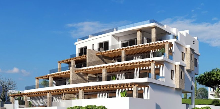 3 bedrooms Apartment in Paphos, No. 44749