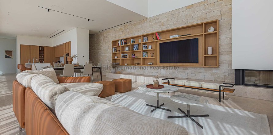 3 bedrooms Villa in Oroklini, Larnaka, No. 56581