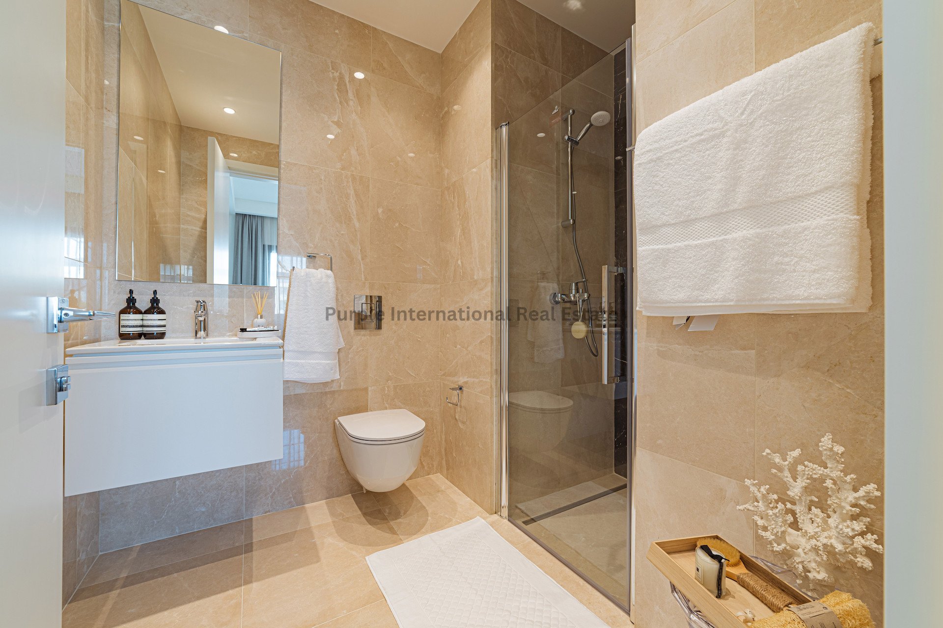 3 bedrooms Villa in Oroklini, Larnaka, Cyprus No. 56581