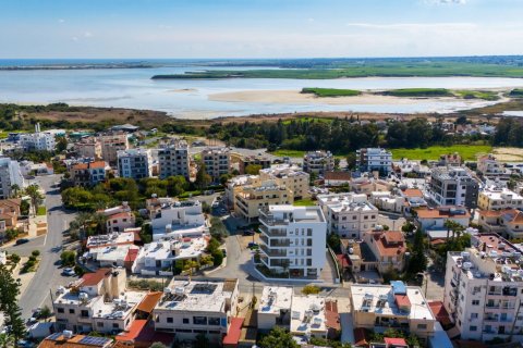 3 bedrooms Penthouse in Larnaca, Larnaka,  No. 43252 5