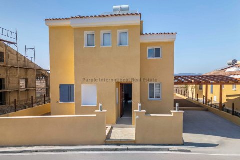 Вилла с 3 спальнями в Полис, Пафос,  № 7664 1