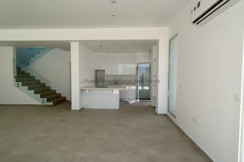 3 bedrooms Villa in Protaras, Ammochostos, No. 39034 2