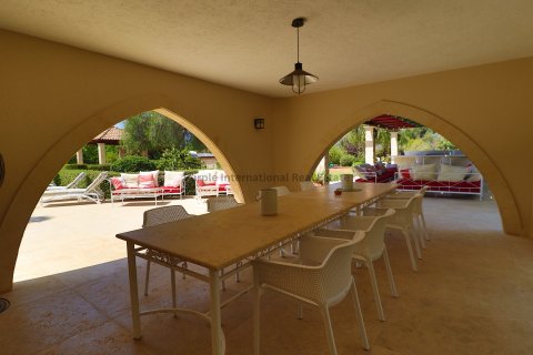 5 bedrooms Villa in Aphrodite Hills, Kouklia, Paphos, No. 39033 13