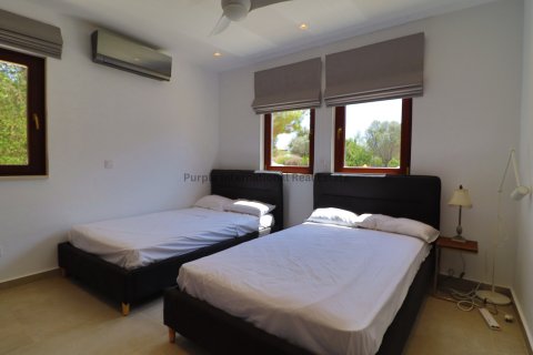 5 bedrooms Villa in Aphrodite Hills, Kouklia, Paphos, No. 39033 17