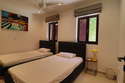 5 bedrooms Villa in Aphrodite Hills, Kouklia, Paphos, No. 39033 16