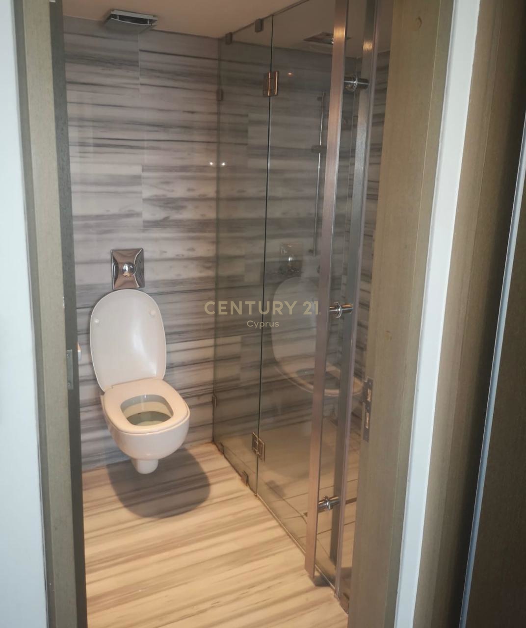 3 bedrooms Apartment in Germasogeia, Limassol, Cyprus No. 53955