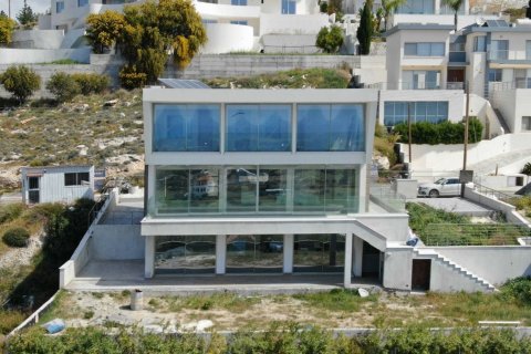 5 bedrooms Villa in Geroskípou, Paphos,  No. 45291 18