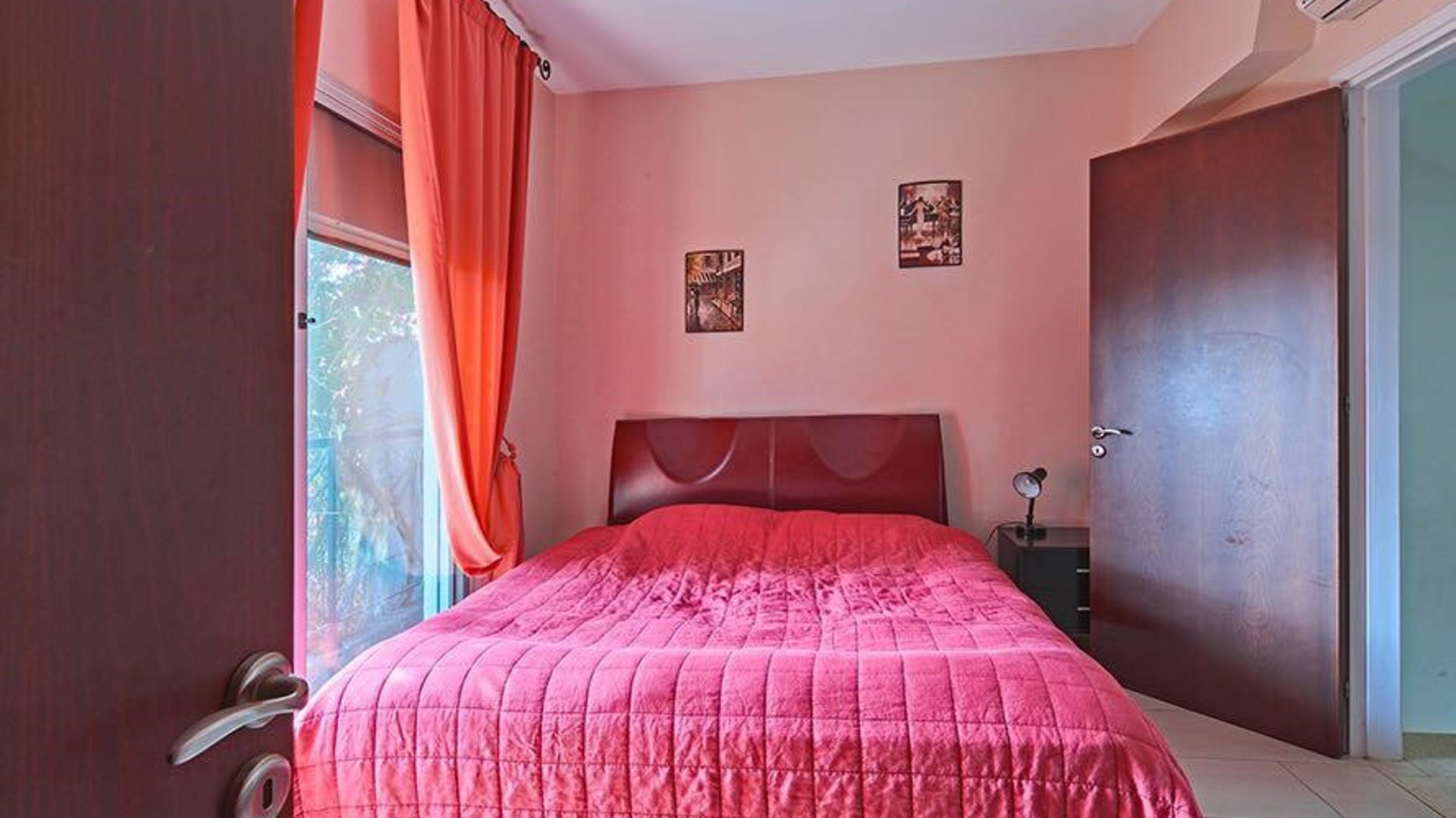 3 bedrooms Townhouse in Limassol, Cyprus No. 28610