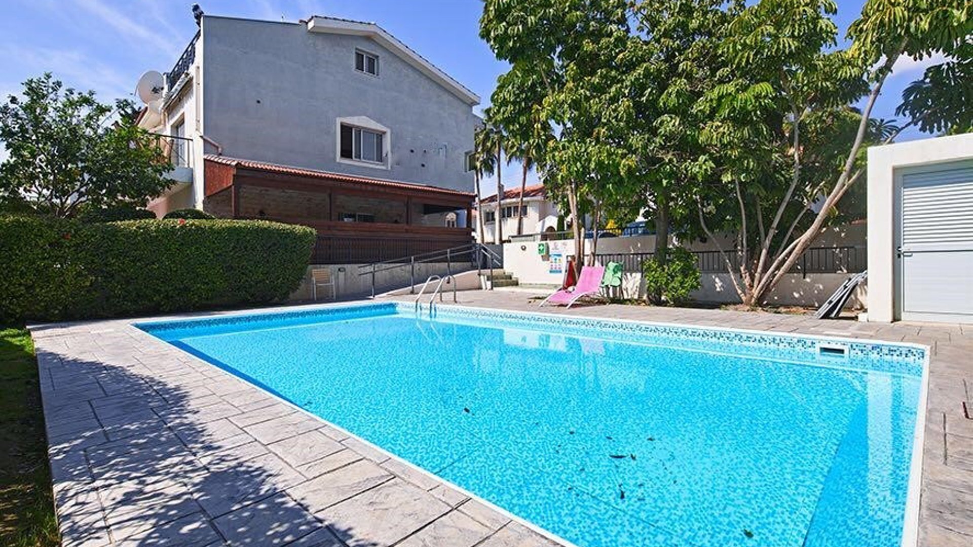 3 bedrooms Townhouse in Limassol, Cyprus No. 28610