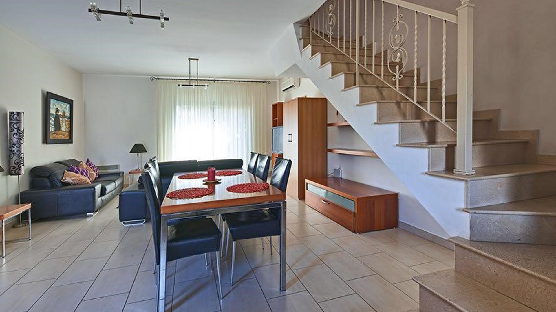 3 bedrooms Townhouse in Limassol, Cyprus No. 28610