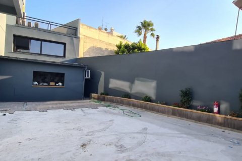 1067m2 Commercial property in Nicosia, No. 38628 4