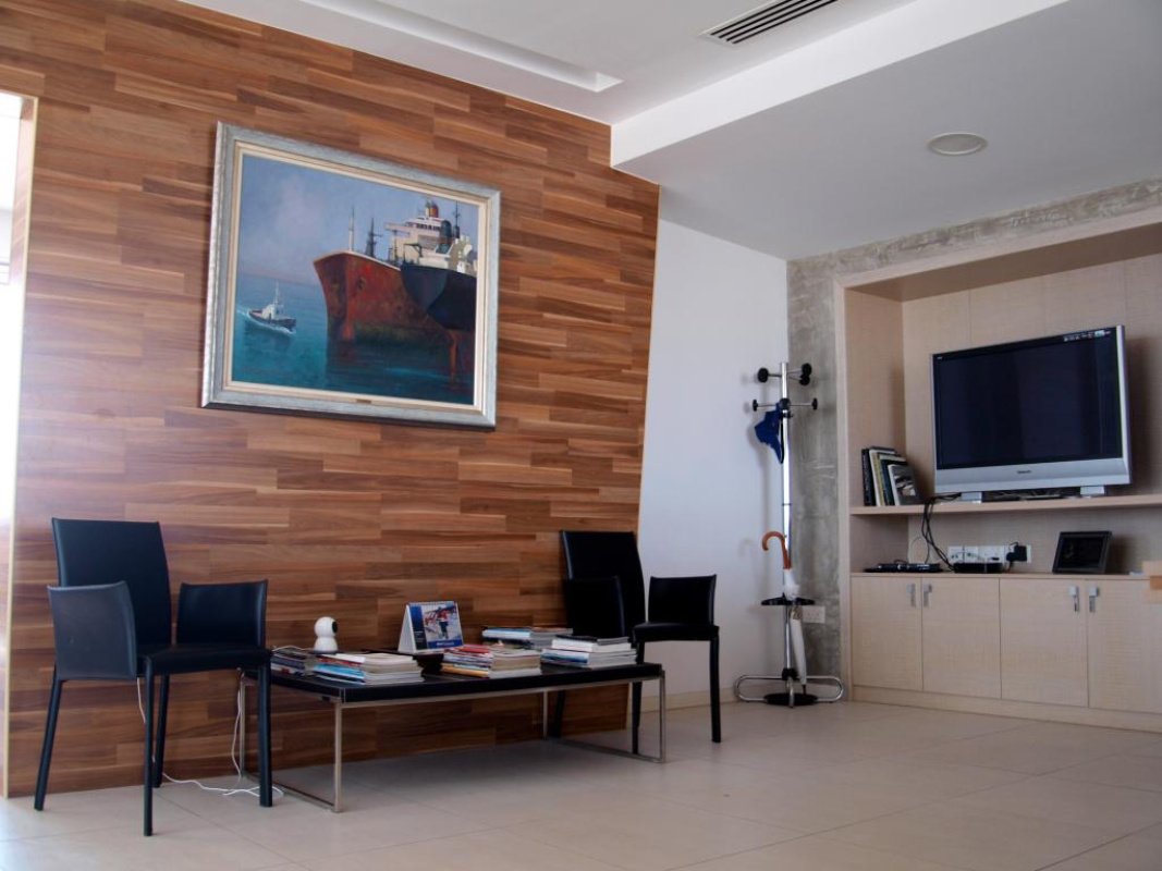 1530m2 Propriété commerciale à Limassol, Chypre No. 38627