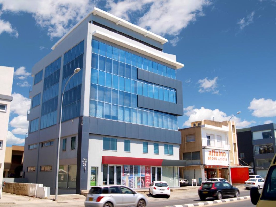 1530m2 Propriété commerciale à Limassol, Chypre No. 38627