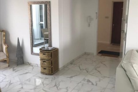 4 bedrooms Apartment in Limassol,  No. 38626 4