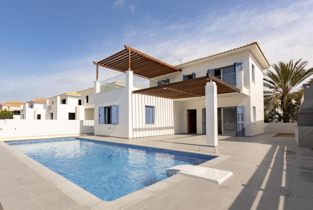 3 chambres Villa à Larnaca, Larnaka, Chypre No. 38625
