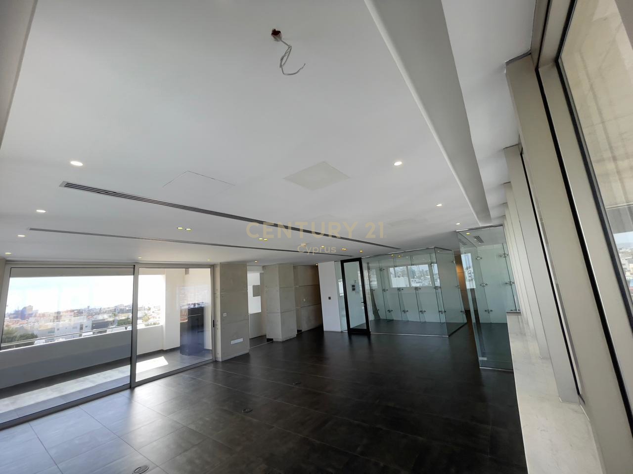 176m2 Office in Limassol, Cyprus No. 53732