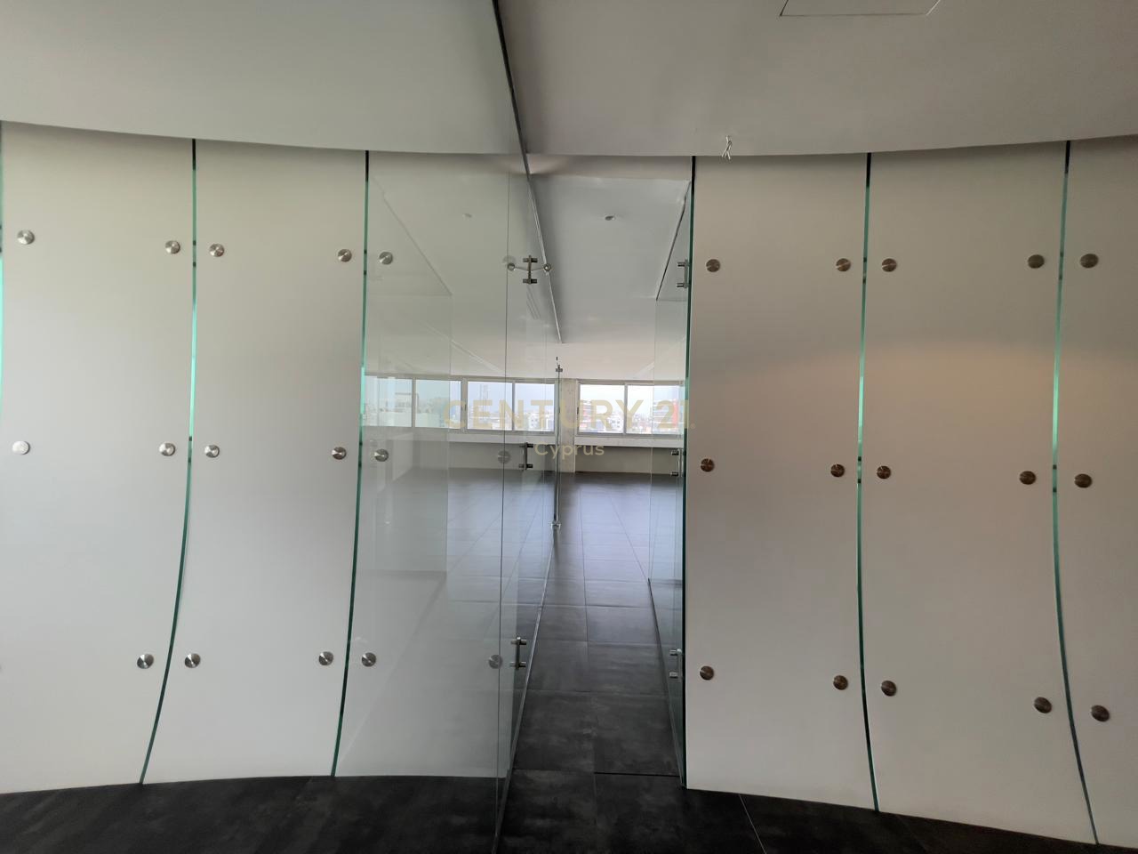 176m2 Office in Limassol, Cyprus No. 53732