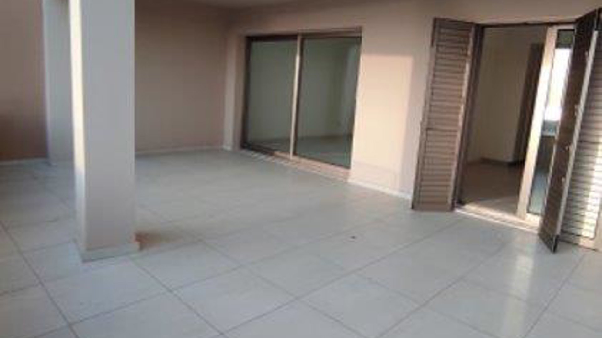 2 bedrooms Apartment in Kato Paphos, Paphos, Cyprus No. 28264