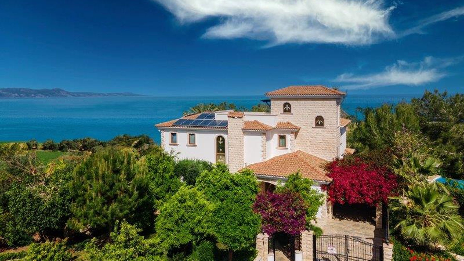 4 bedrooms Villa in Argaka, Paphos, Cyprus No. 28261