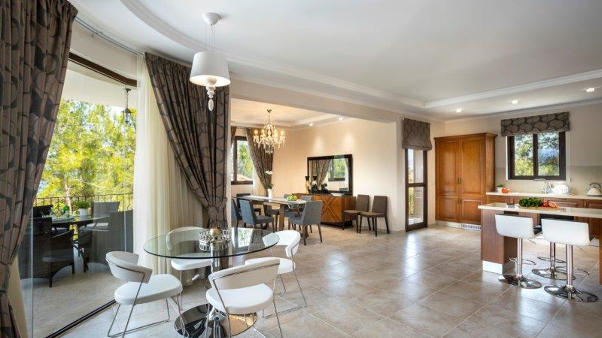 4 bedrooms Villa in Argaka, Paphos, Cyprus No. 28261