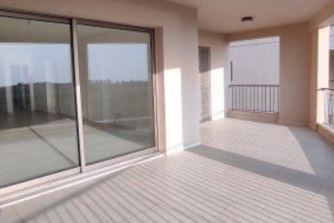 3 bedrooms Apartment in Kato Paphos, Paphos, Cyprus No. 28263