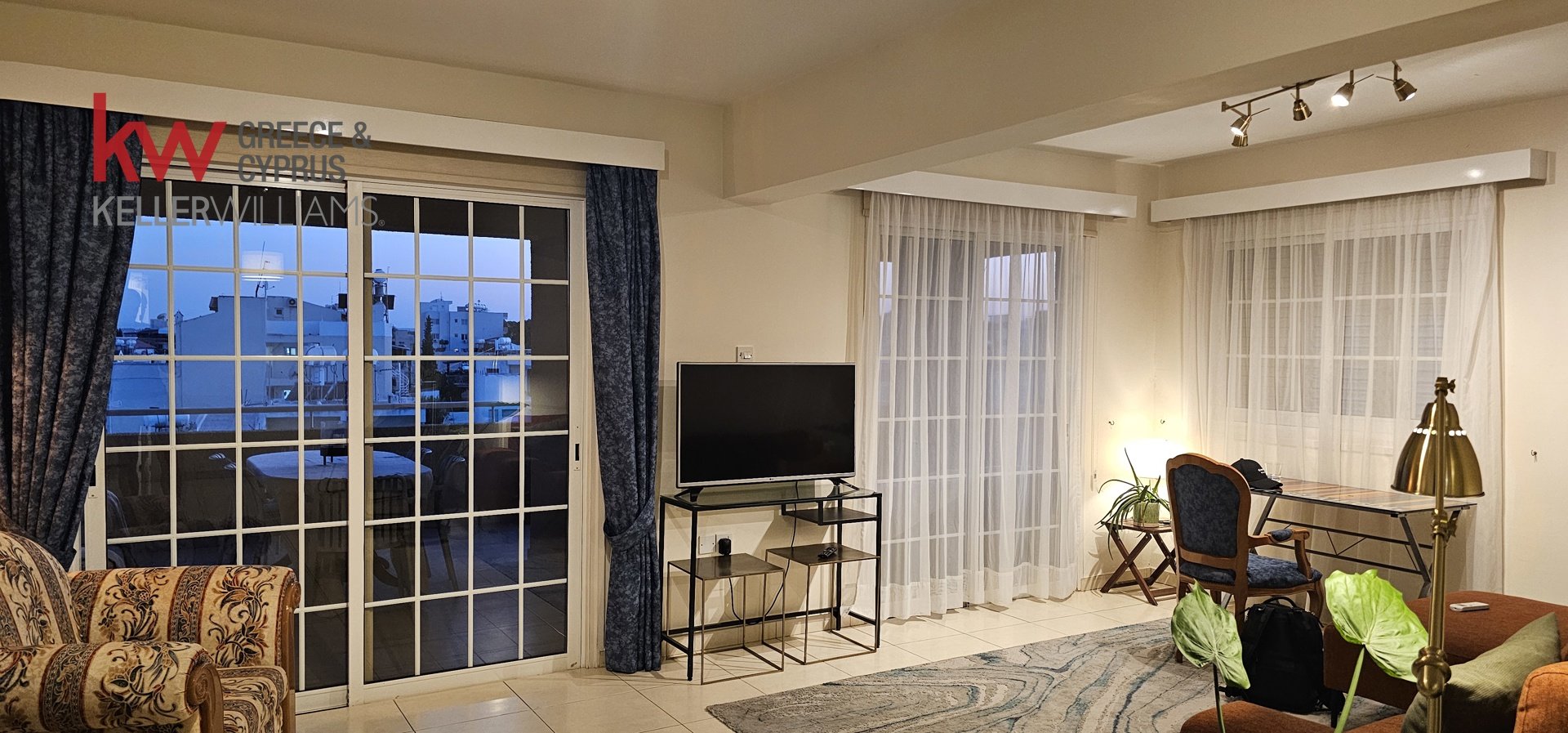 3 dormitorios Apartamento en Larnaca, Larnaka, Chipre No. 40070