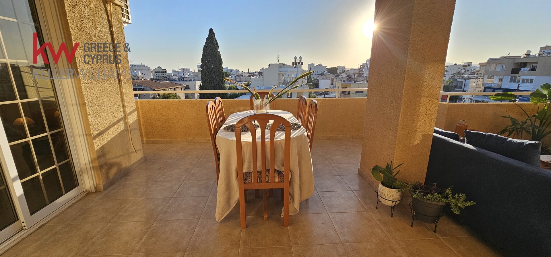 3 dormitorios Apartamento en Larnaca, Larnaka, Chipre No. 40070