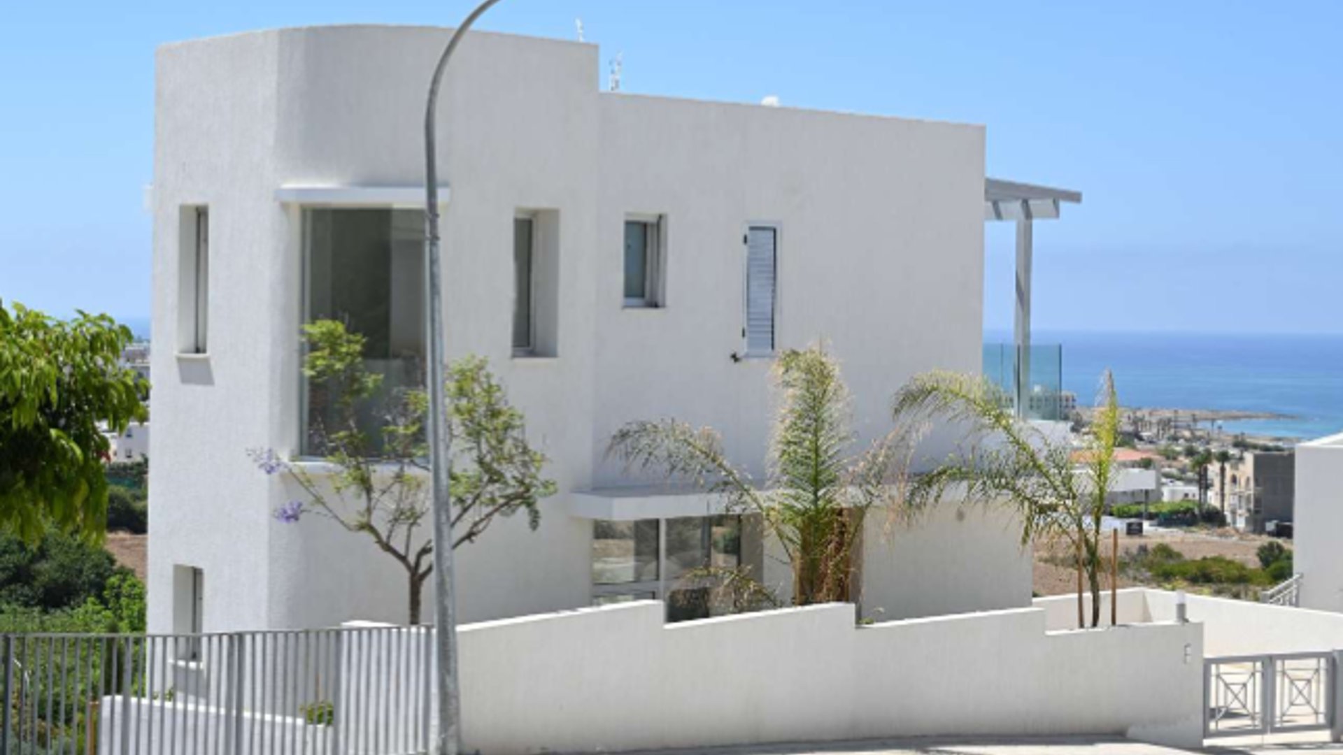 3 bedrooms Villa in Chloraka, Paphos, Cyprus No. 28193