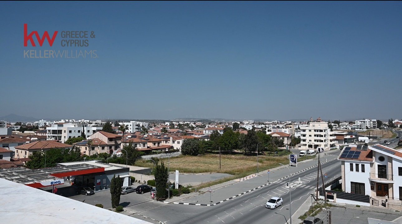 Квартира с 2 спальнями в Ларнака, Кипр № 52009