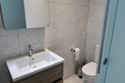 2 chambres Appartement à Agios Athanasios, Limassol,  No. 49390 8