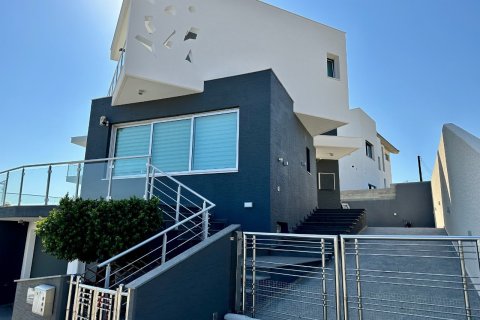 5 bedrooms Villa in Agios Athanasios, Limassol,  No. 6647 3