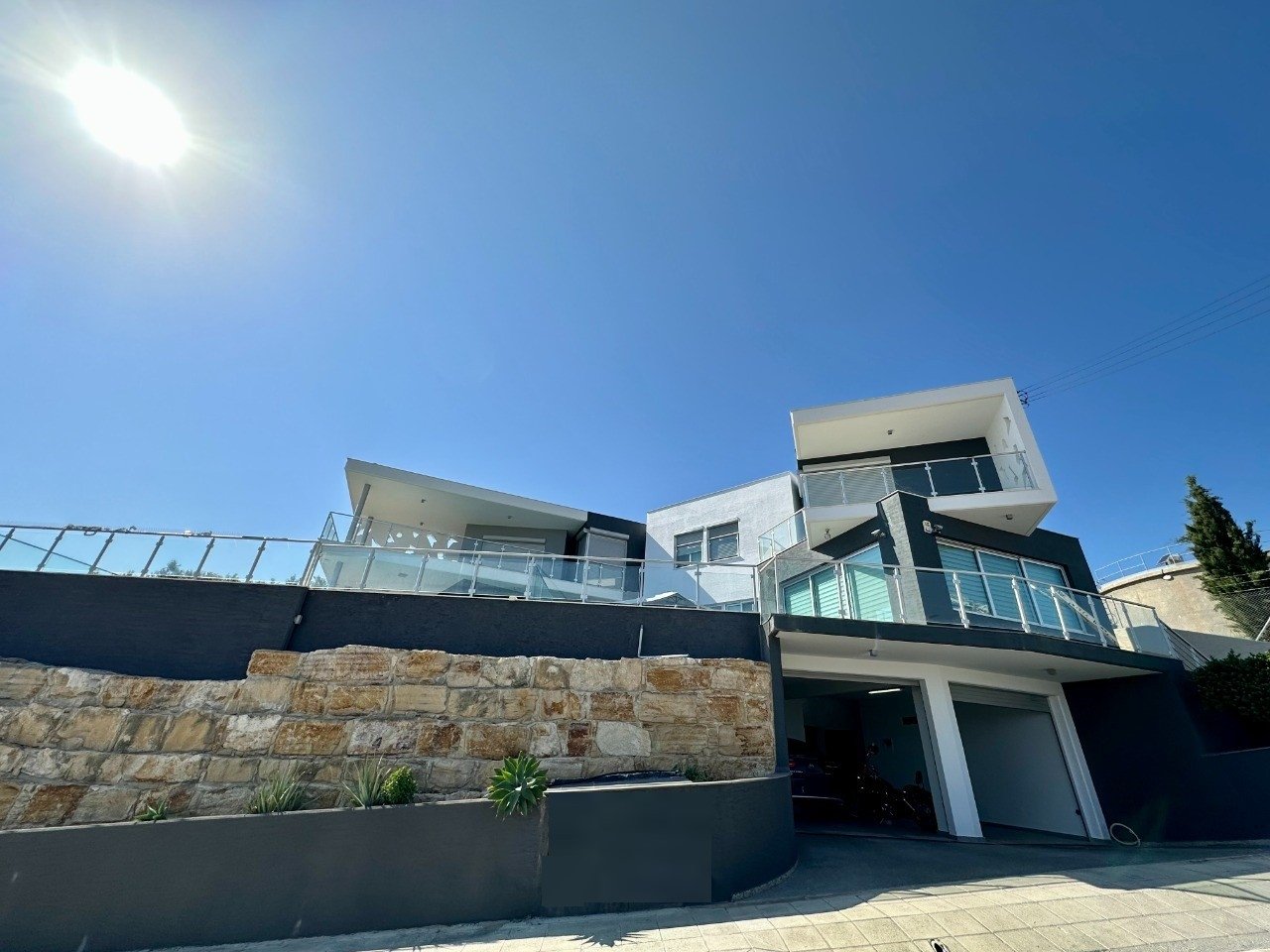 5 bedrooms Villa in Agios Athanasios, Limassol, Cyprus No. 6647