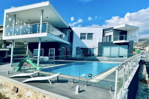 5 bedrooms Villa in Agios Athanasios, Limassol,  No. 6647 13