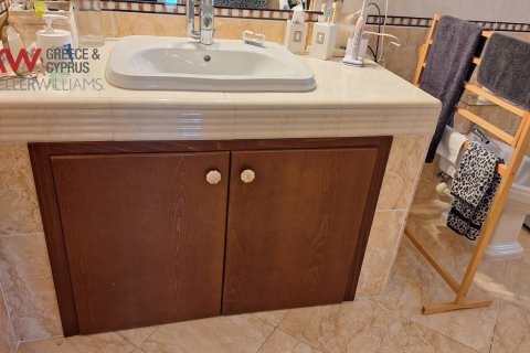 4 bedrooms Villa in Softades, Larnaka,  No. 40325 17