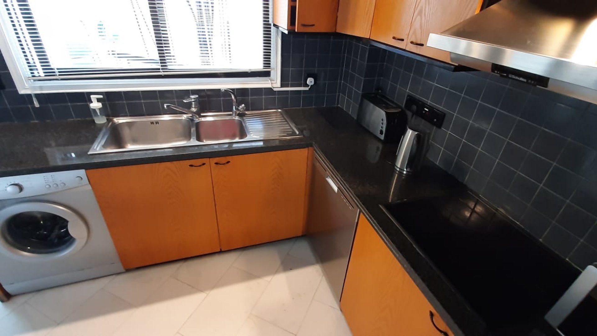 2 bedrooms Apartment in Neapolis, Limassol, Cyprus No. 28993