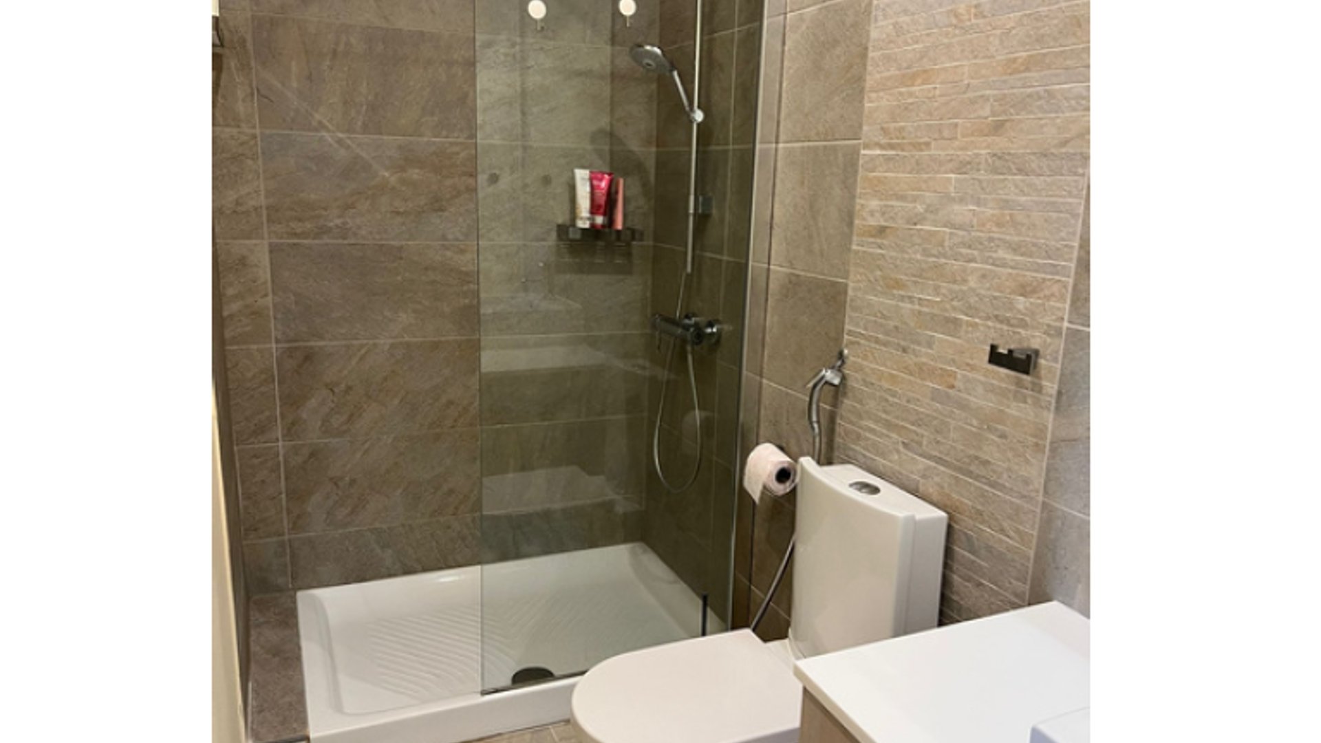2 bedrooms Apartment in Limassol, Cyprus No. 28995