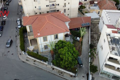 4 bedrooms Townhouse in Larnaca, Larnaka,  No. 40604 10