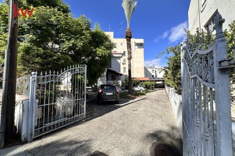 4 bedrooms Townhouse in Larnaca, Larnaka,  No. 40604 11