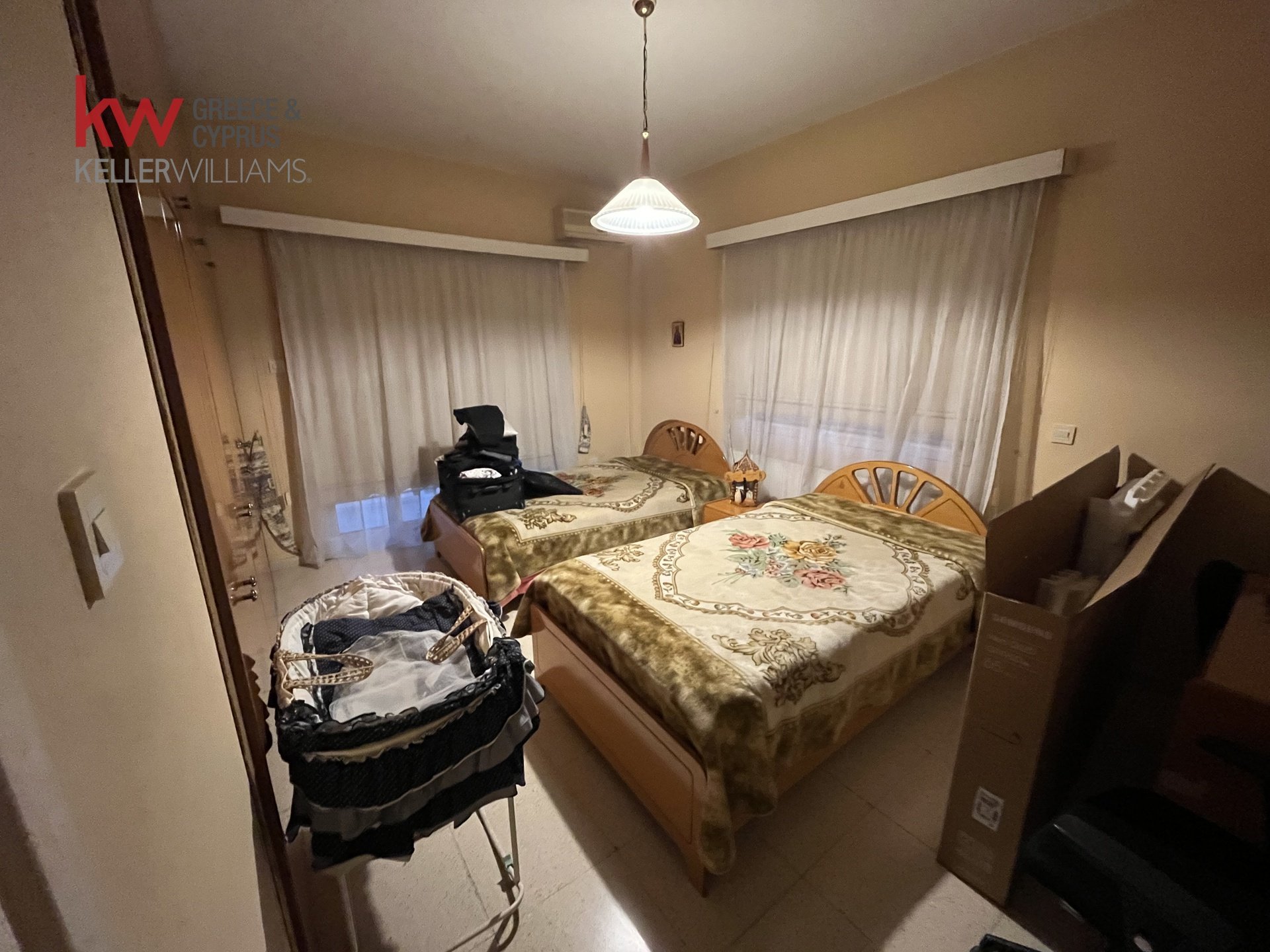 4 bedrooms Villa in Larnaca, Larnaka, Cyprus No. 40608