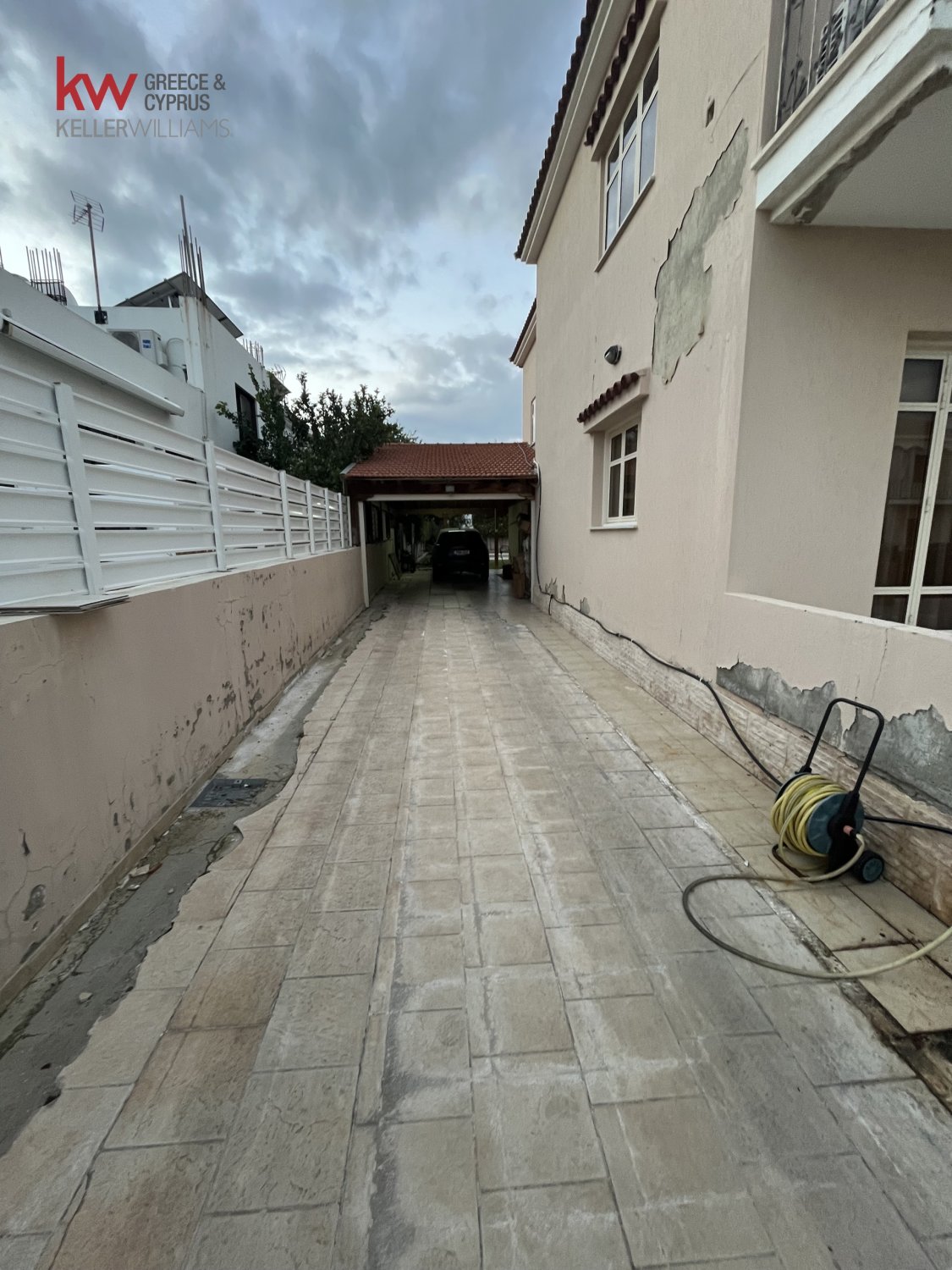 4 bedrooms Villa in Larnaca, Larnaka, Cyprus No. 40608