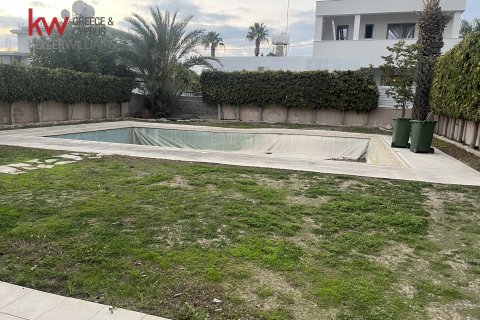 4 bedrooms Villa in Larnaca, Larnaka,  No. 40608 12