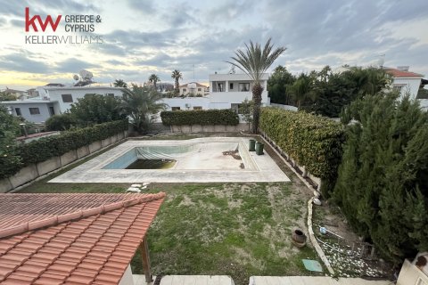 4 bedrooms Villa in Larnaca, Larnaka,  No. 40608 13