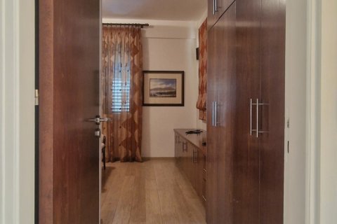 4 bedrooms Villa in Pervolia, Larnaka,  No. 40605 13