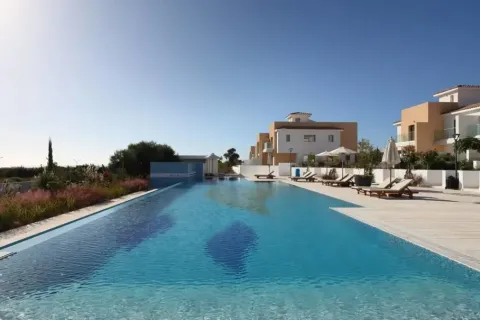 2 bedrooms Villa in Geroskípou, Paphos, Cyprus No. 19803