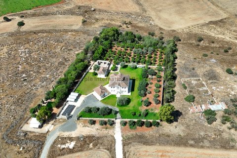 6 bedrooms Villa in Frenaros, Ammochostos, No. 54628 4